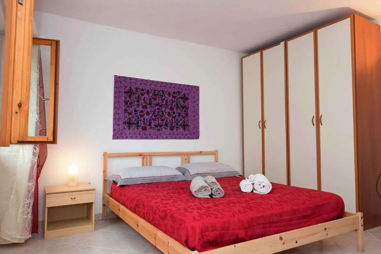 Two-Bedroom Apartment In Siracusa II Ognina