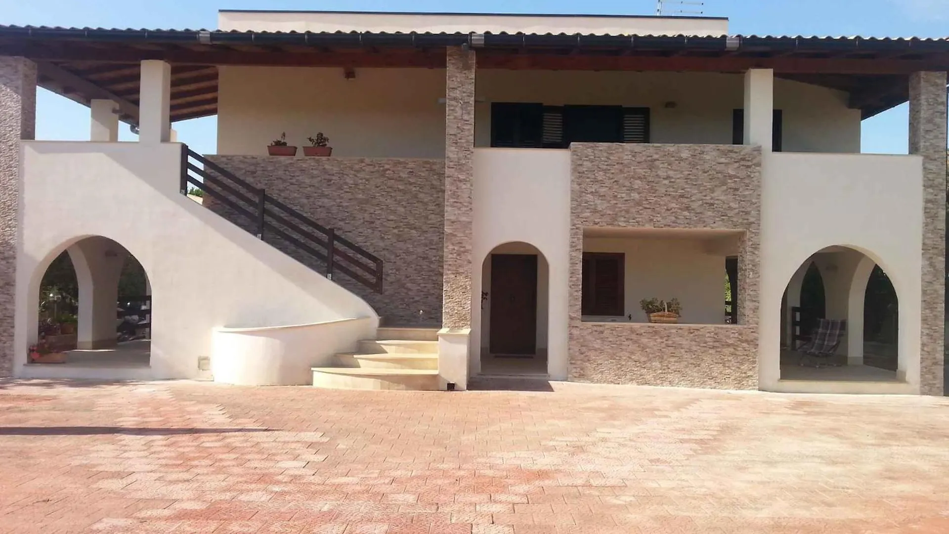 Two-Bedroom Apartment In Siracusa II Ognina